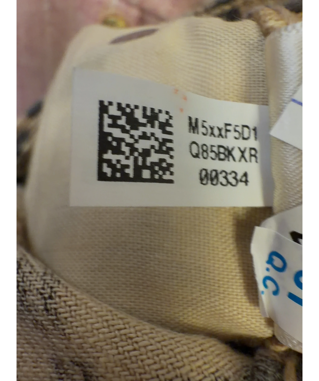 American Eagle Beige Colour, size UK 6 — label