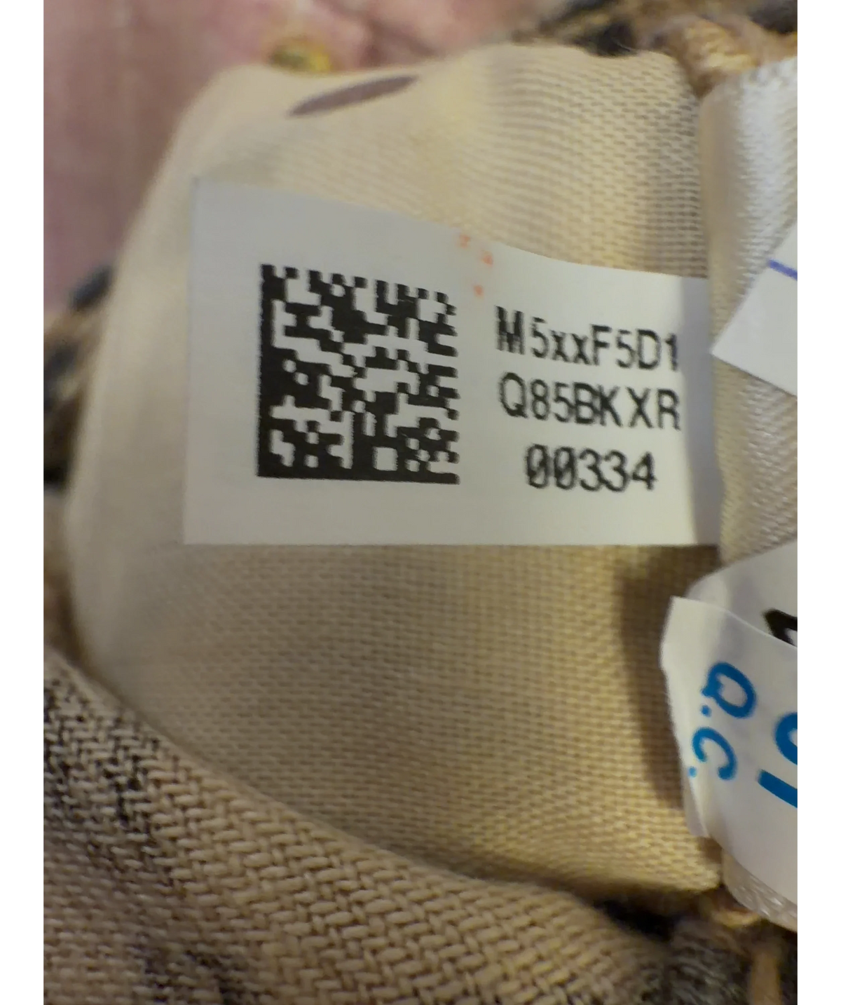 American Eagle Beige Colour, size UK 6 — label