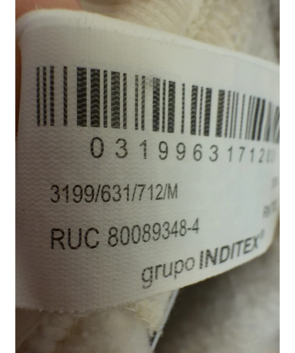 ZARA Cream Colour, size UK M — label
