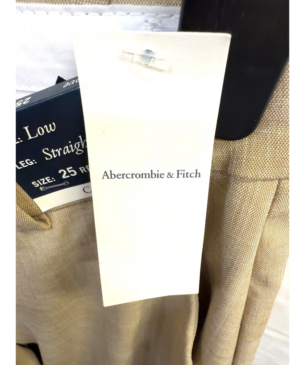 ABERCROMBIE & FITCH Beige Curve Love Low Rise Tailored Straight Leg Pant, size W25 — detail