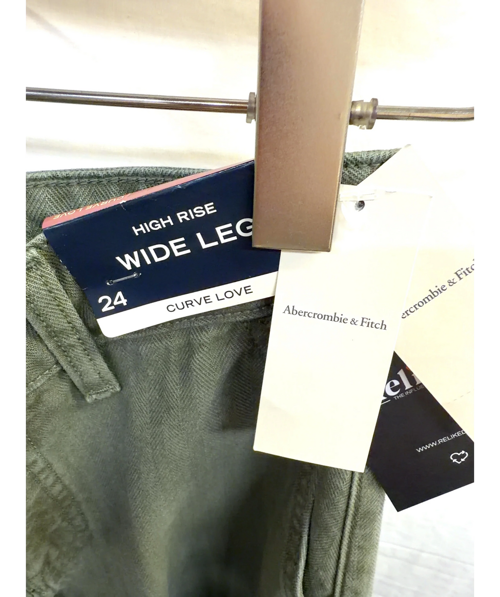 ABERCROMBIE & FITCH olive green Curve Love High Rise Wide Leg Trouser, size W24 — detail