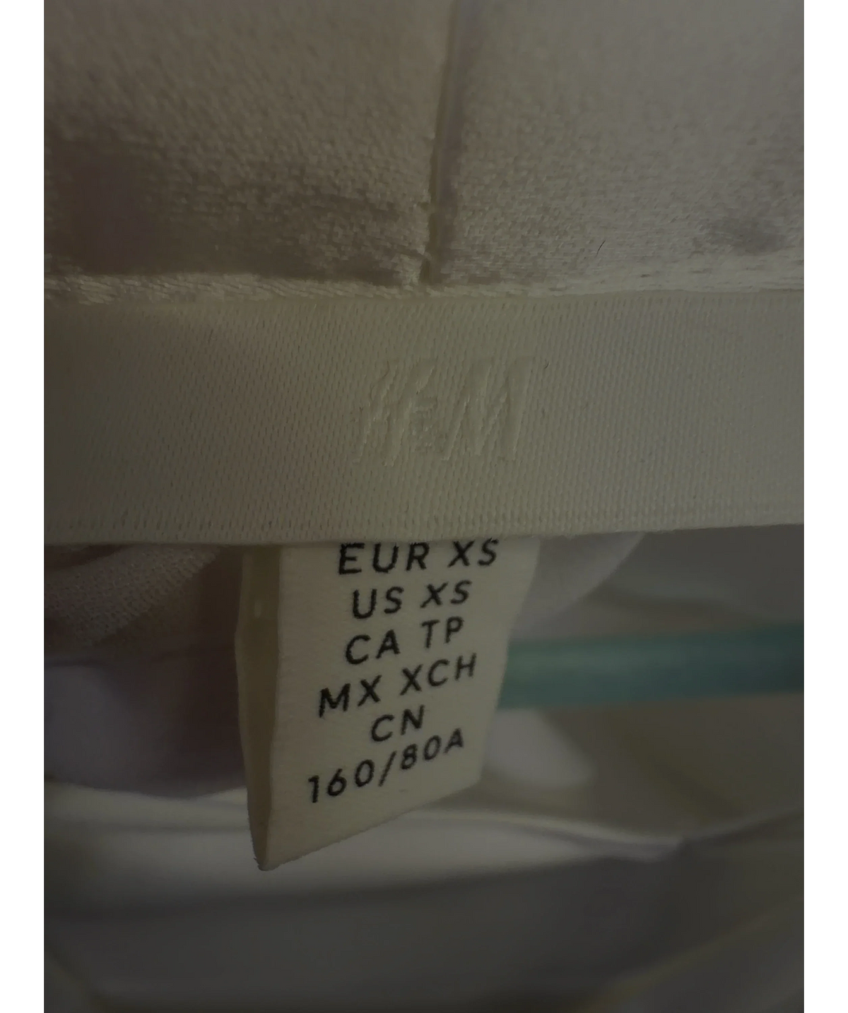 H&M White White Pussy Bow Blouse, size UK XS — detail