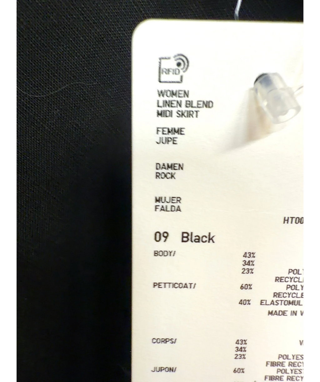 Uniqlo Black Colour, size UK S — care label