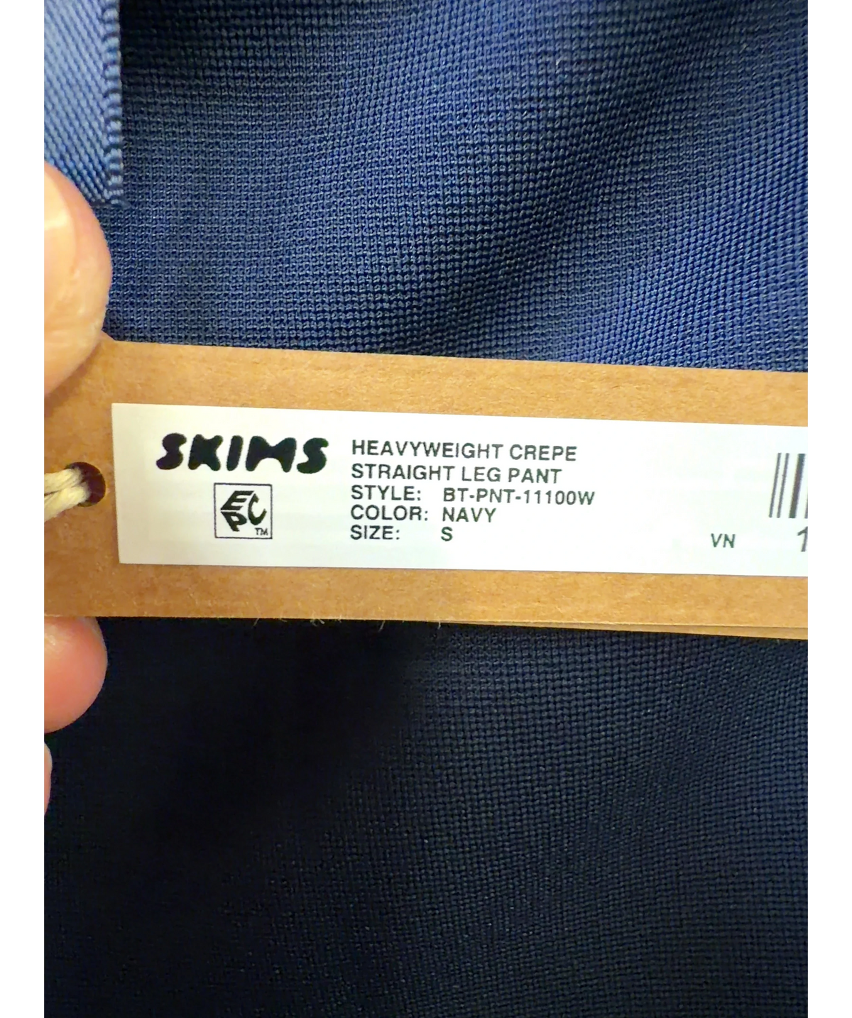 SKIMS navy Heavyweight Crepe Straight Leg Pant, size UK S — care label