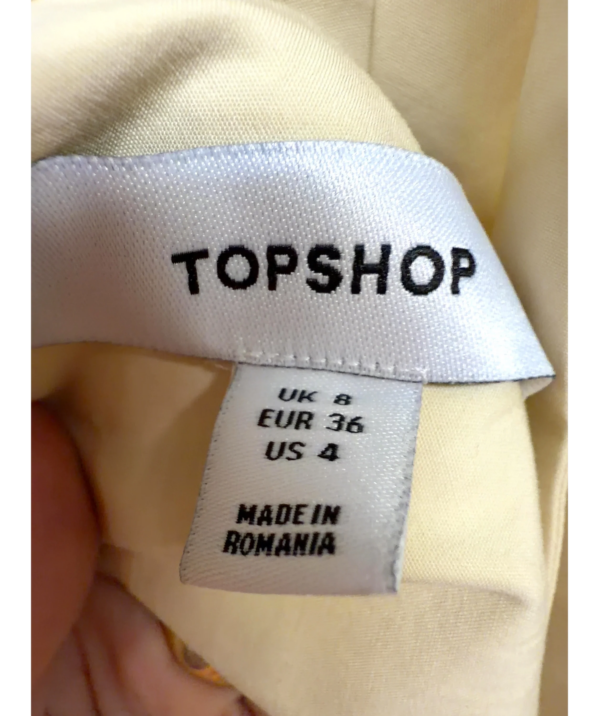 TOPSHOP Cream 90s cutaway top, size UK 8 — detail