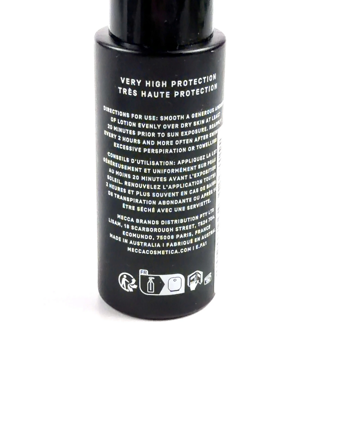 mecca cosmetica To Save Face SPF50+ Matte Sun Serum, size 50ml — fabric detail