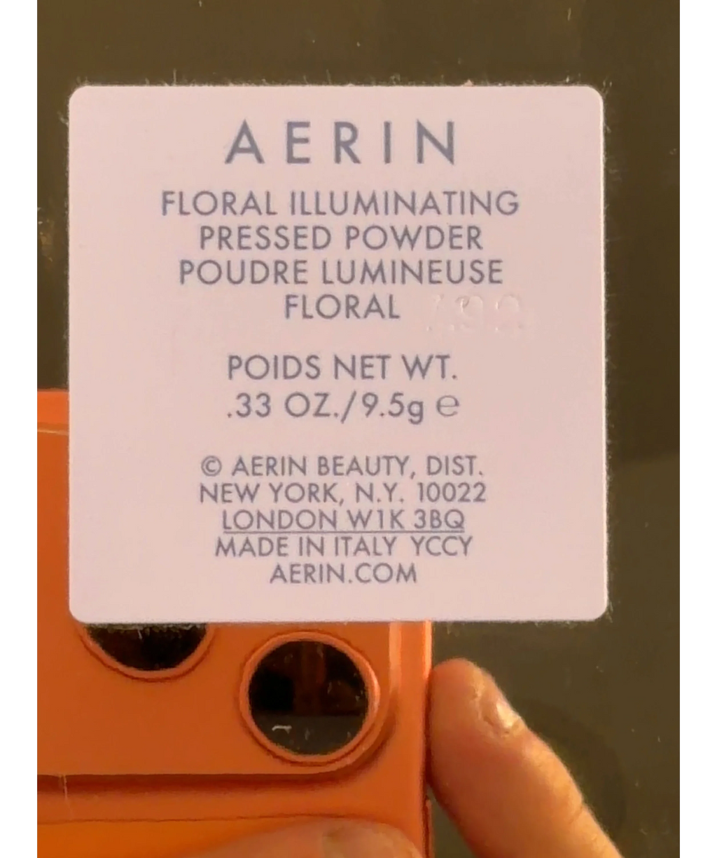 AERIN Floral Floral Illuminating Pressed Powder, size 9.5g — detail
