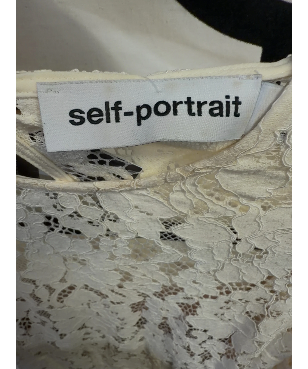 Self-Portrait Cream PF22-007M, size UK 4 — detail