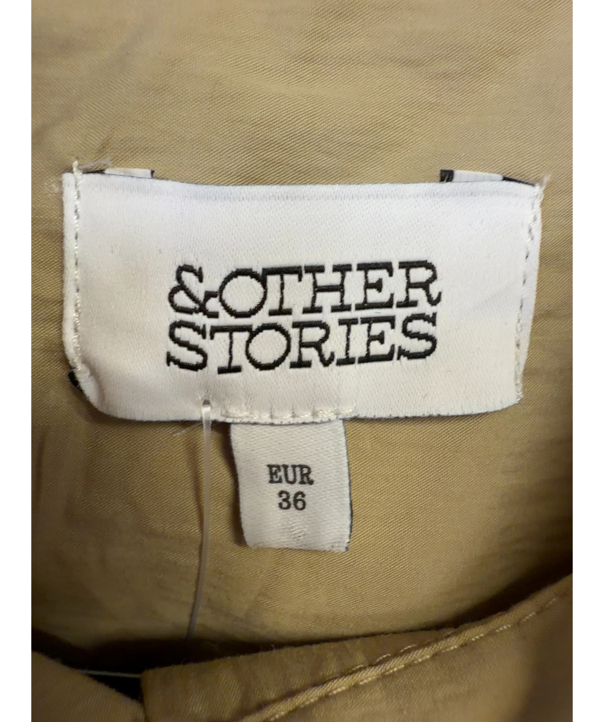 & OTHER STORIES Beige Pleated Hem Crop Shirt, size UK 8 — detail