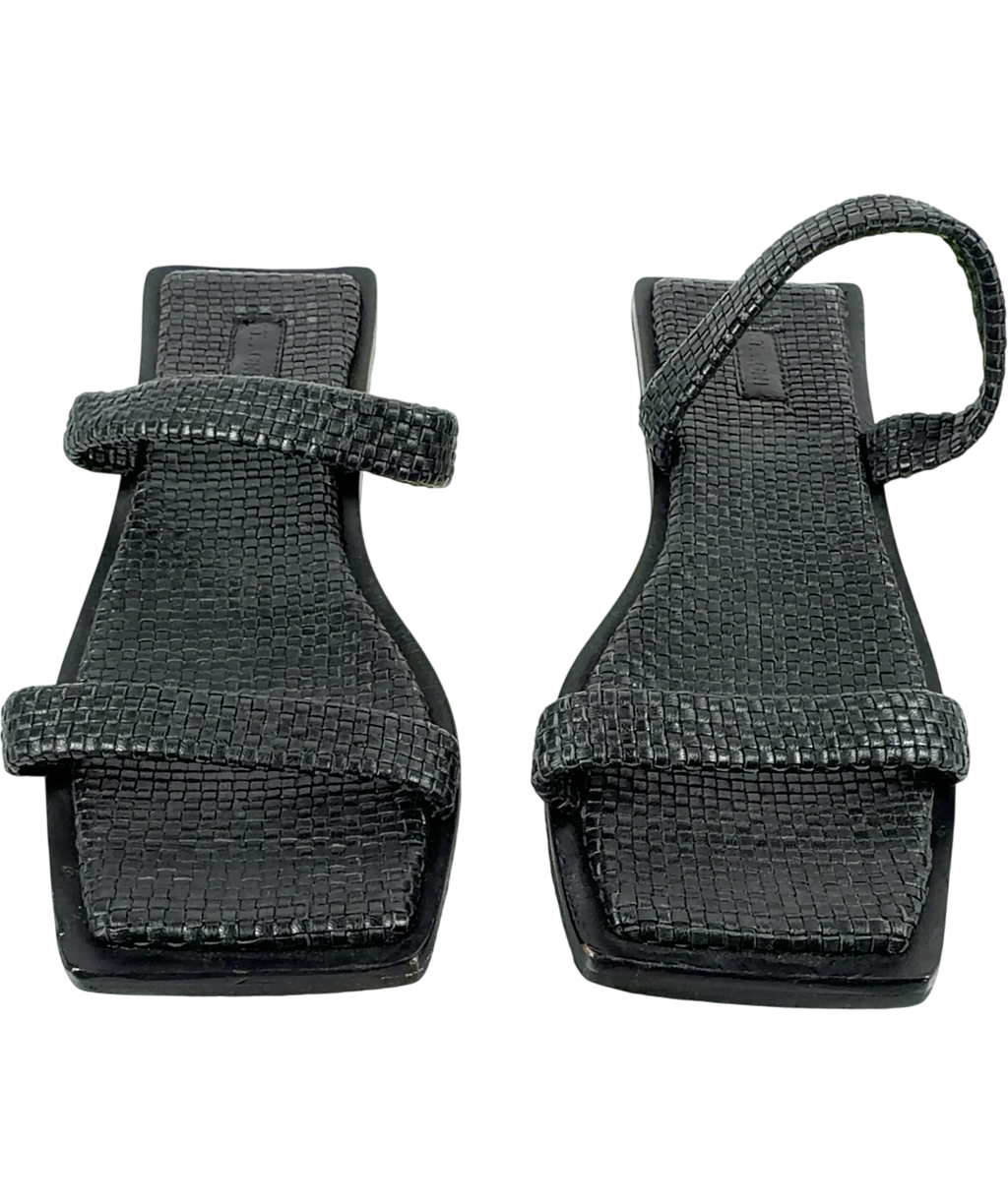 St Agni Black Woven Minimal Slide, size UK 6 EU 39 👠 — detail