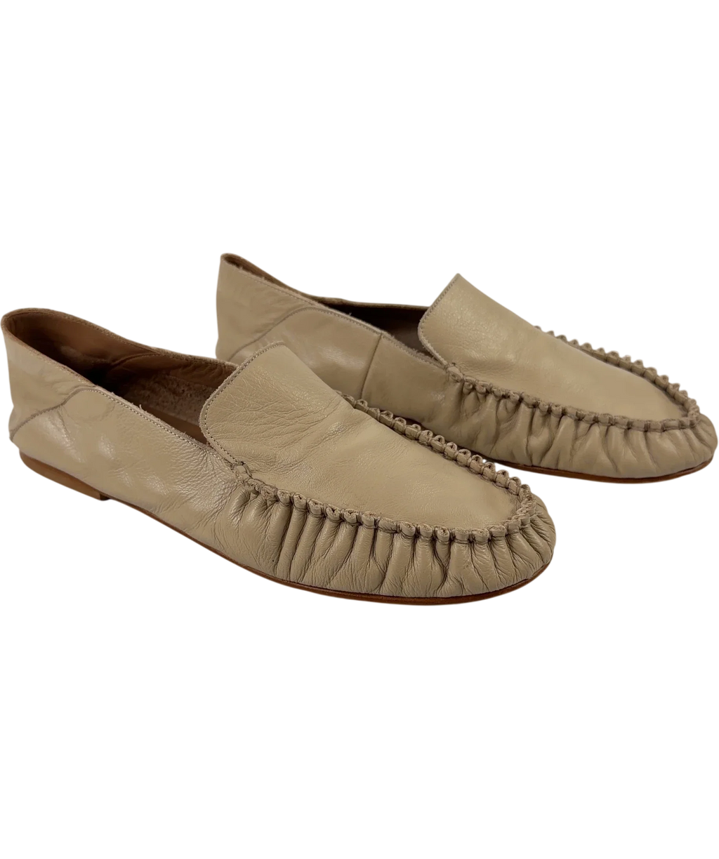 Flattered Beige Bon Bon Loafer, size UK 6 EU 39 👠 — front