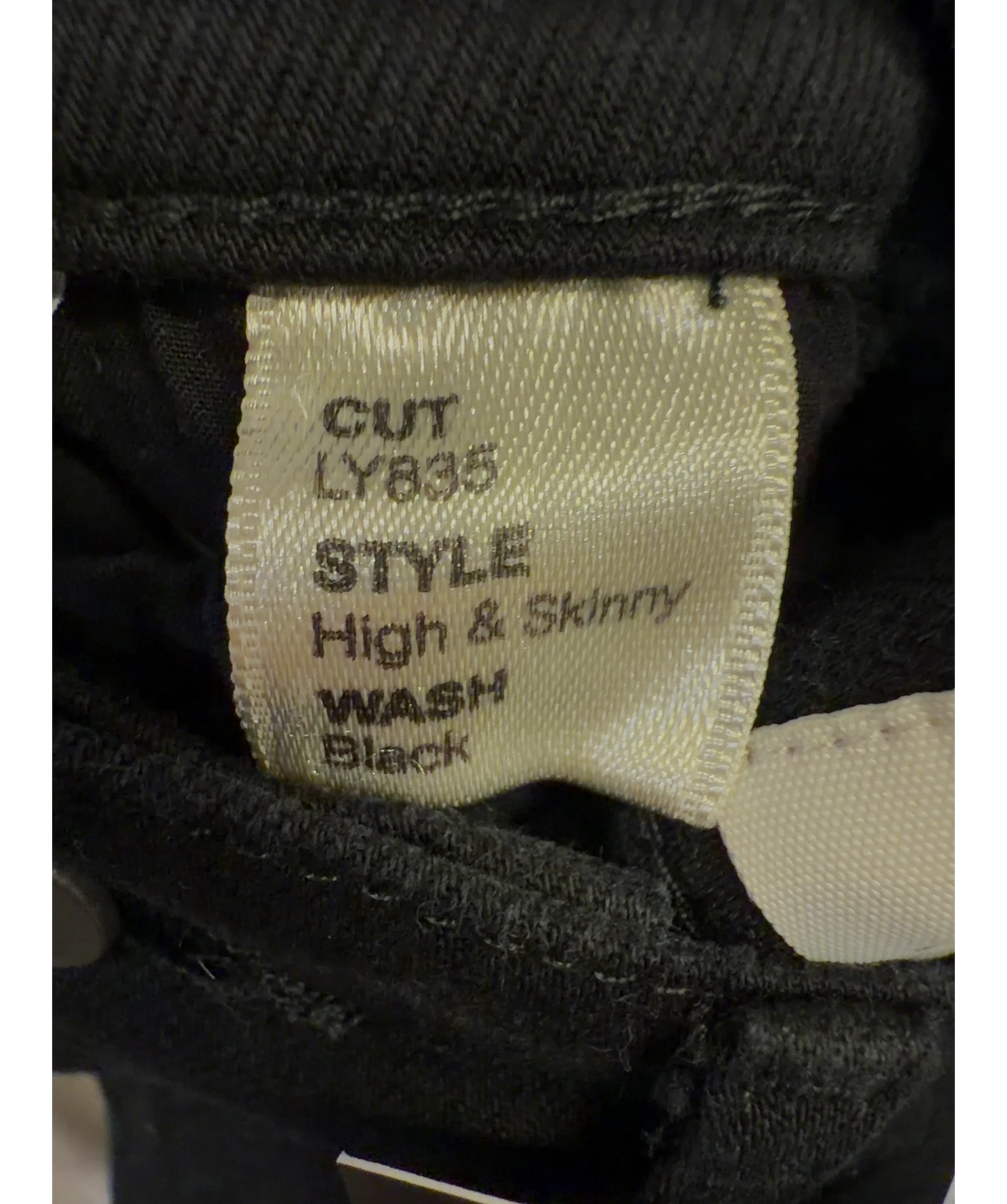 Reformation Black High & Skinny, size W23 — label