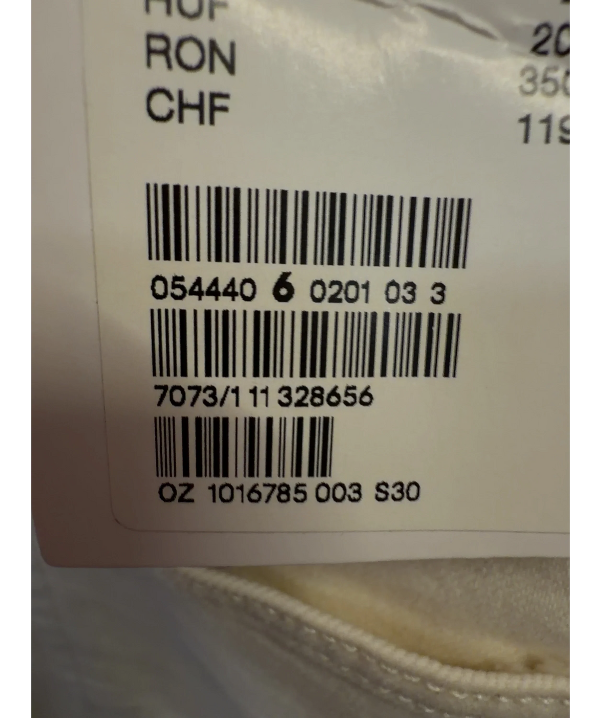 & OTHER STORIES off-white Favourite Cut, size W24 — label