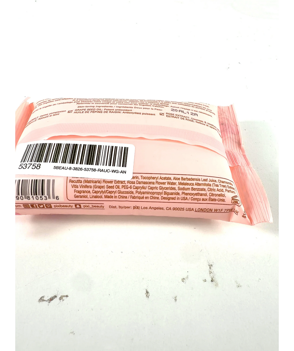 PIXI Makeup Melting Cleansing Cloths, size x 10 — fabric detail