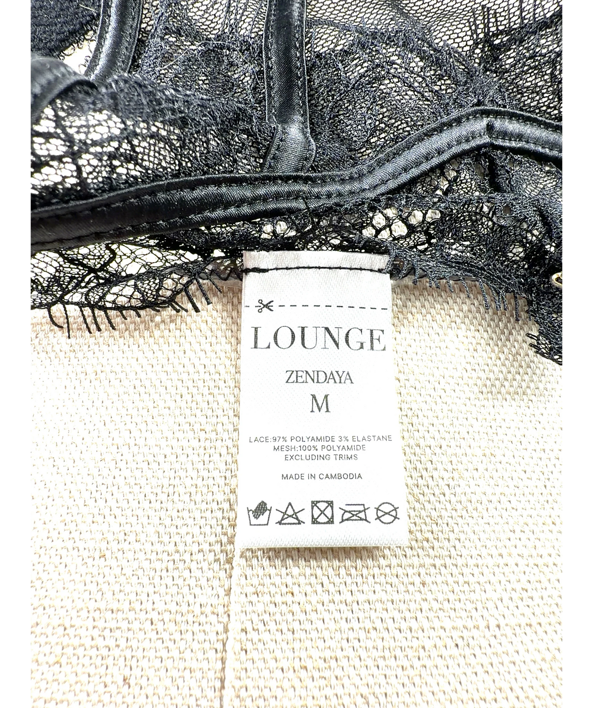 LOUNGE Black Zendaya Lace Thong, size UK M — label