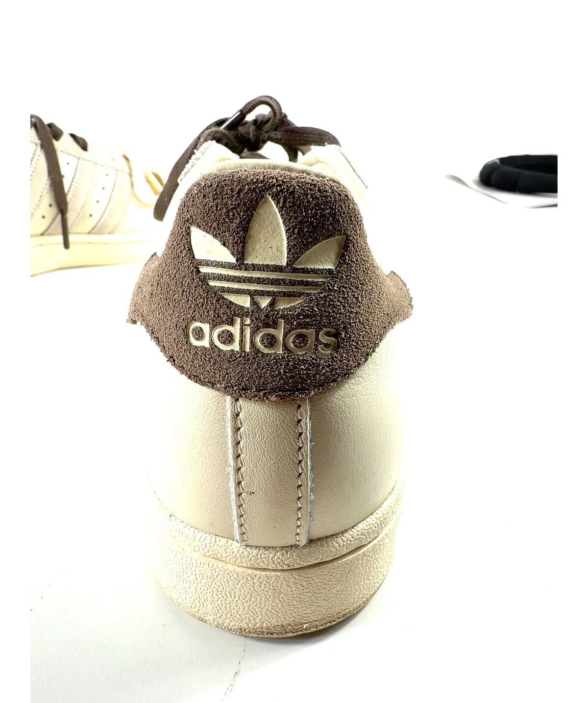 adidas Cream Colour, size UK 6 EU 39 👠 — care label