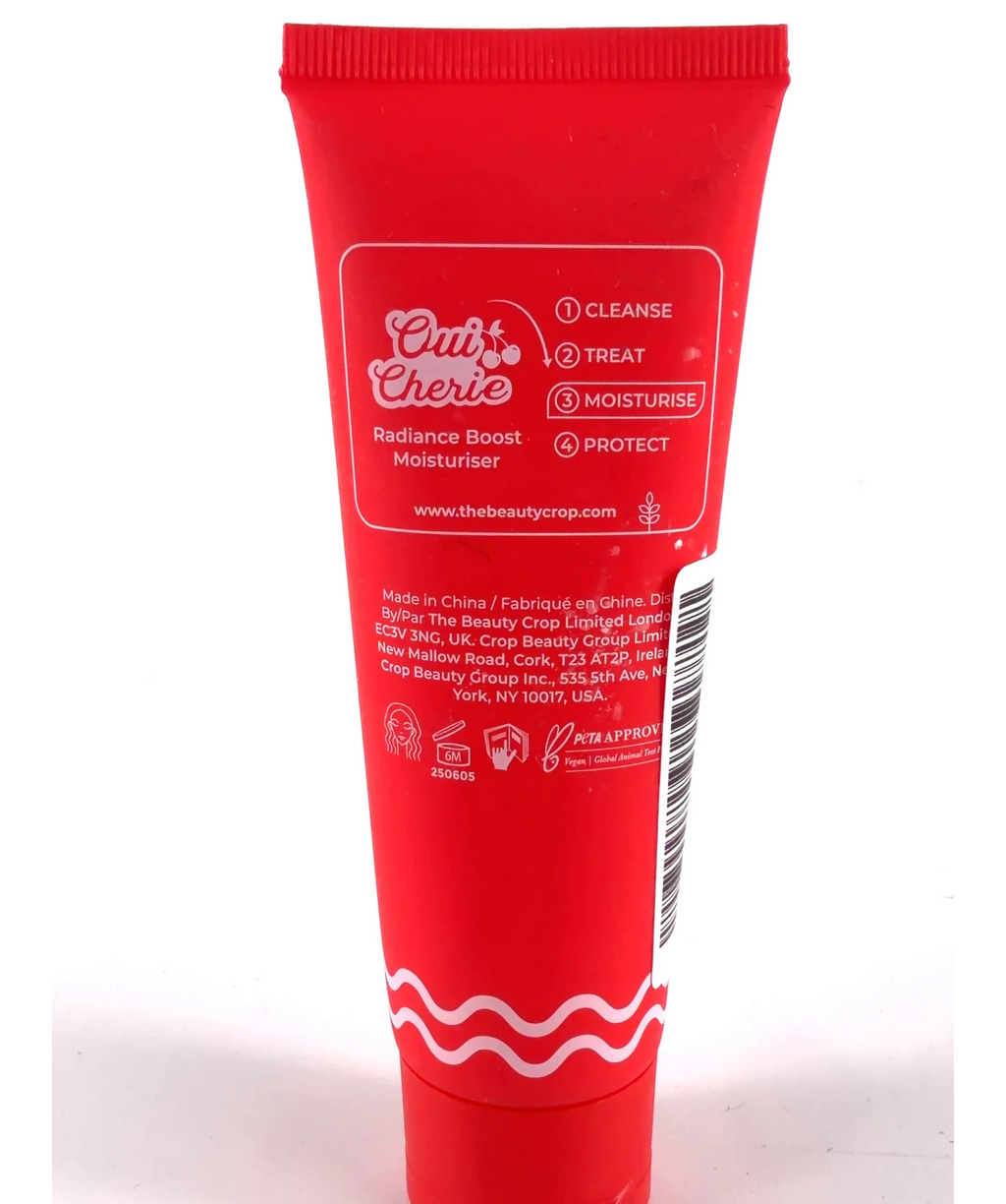 the beauty crop Oui Cherie Radiance Boost Moisturiser, size 75g — fabric detail