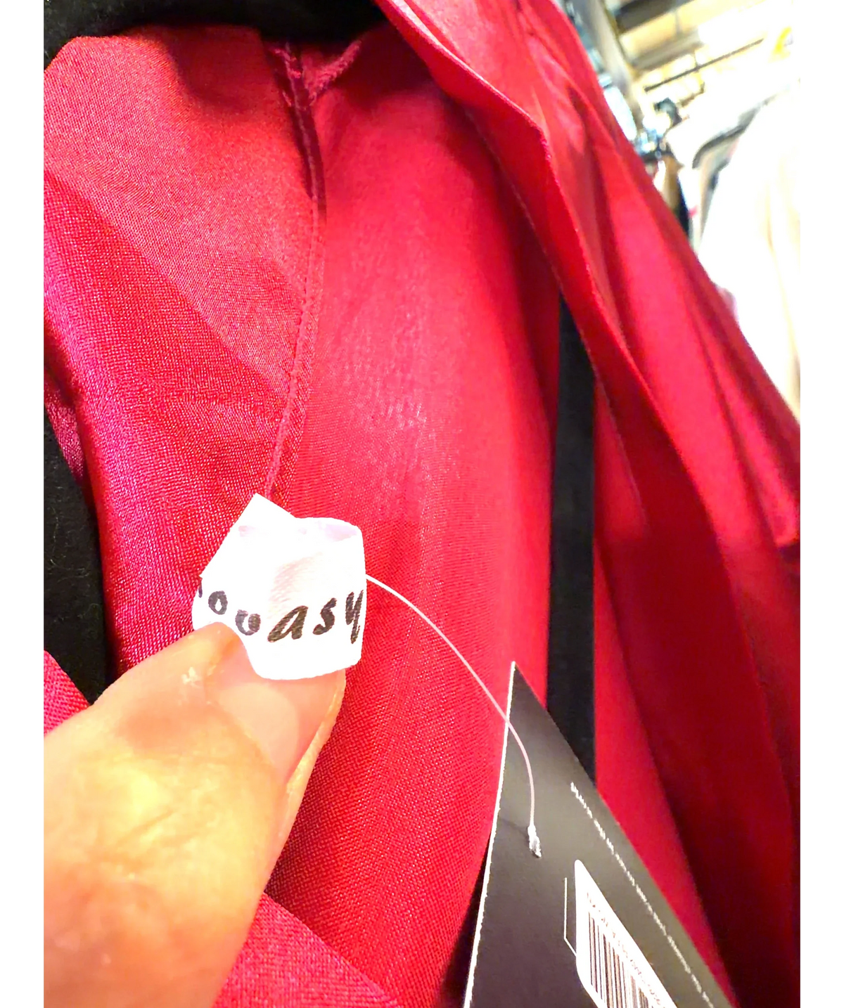 LOVASY Red Colour, size UK L — detail