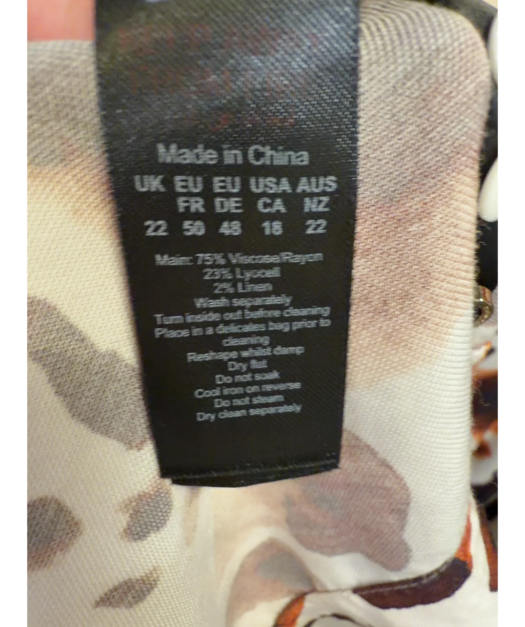 KAREN MILLEN white Colour, size UK 22 — label