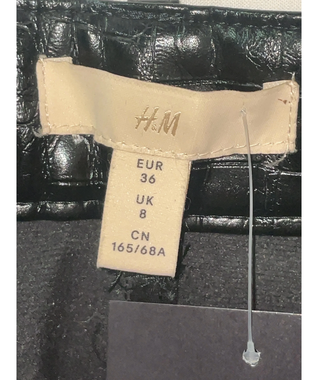 H&M Black Colour, size UK 8 — care label