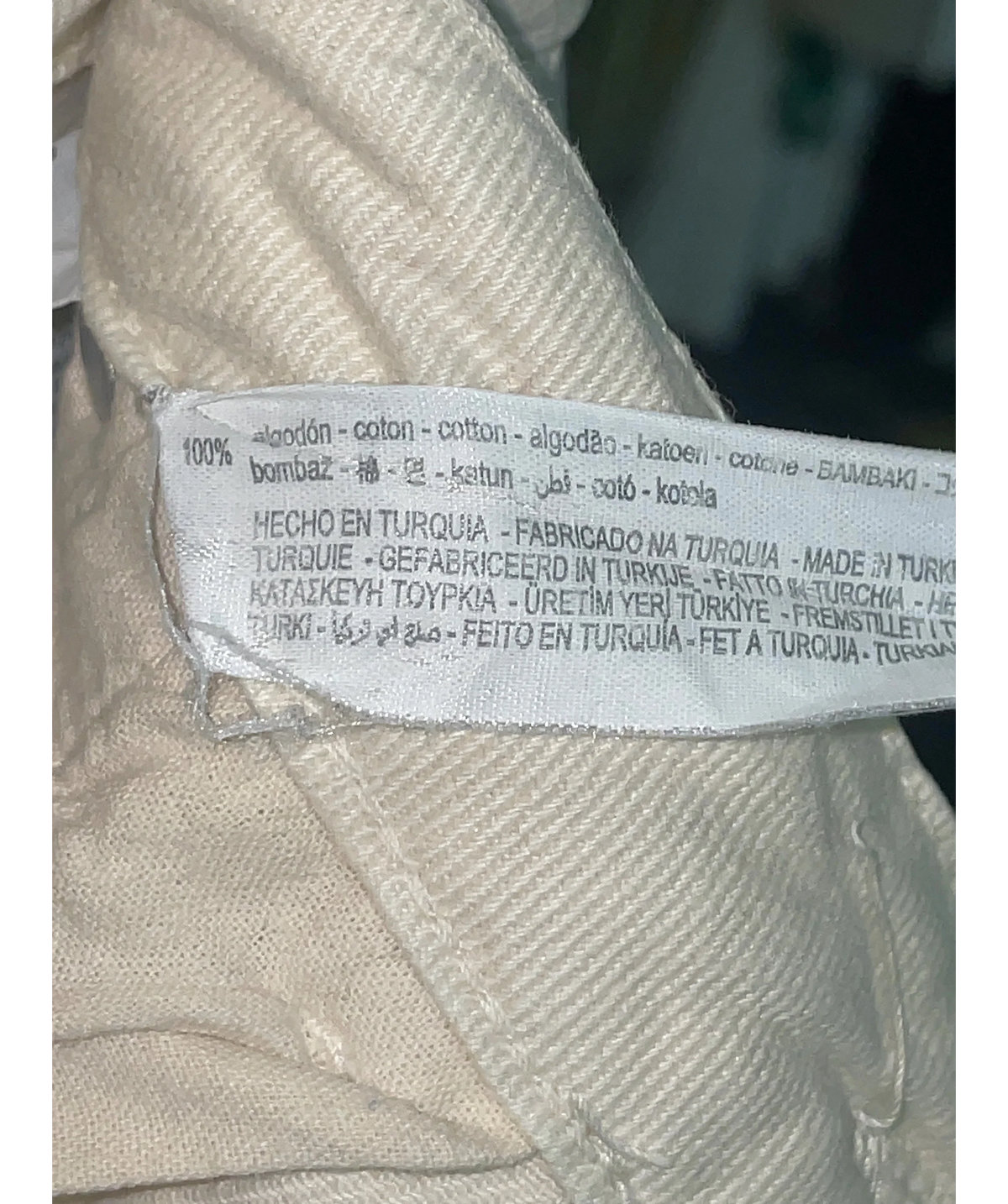 ZARA cream Z1975 Mid-Waist Barrel Jeans, size UK 6 — label