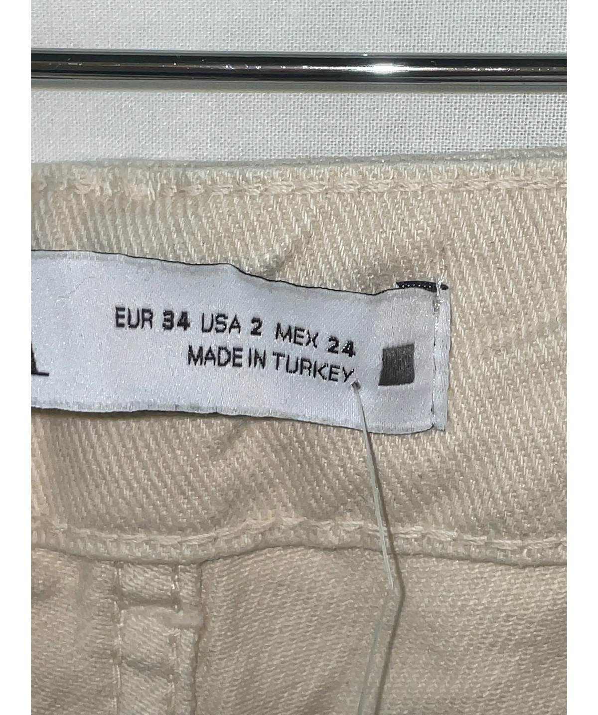 ZARA cream Z1975 Mid-Waist Barrel Jeans, size UK 6 — care label