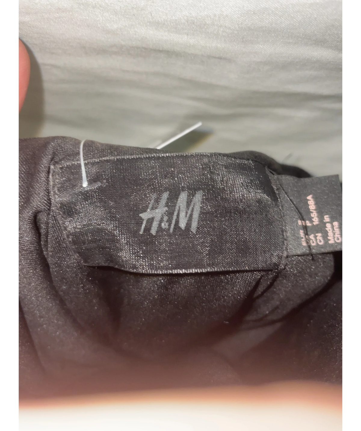 H&M Black Colour, size UK S — detail