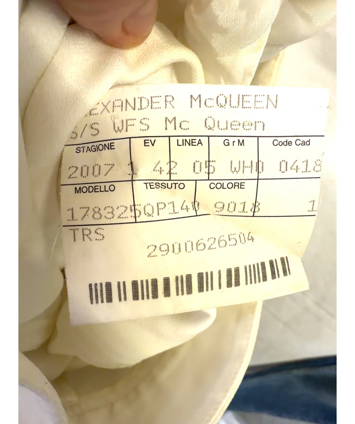 Alexander McQueen cream Colour, size UK 6 — label