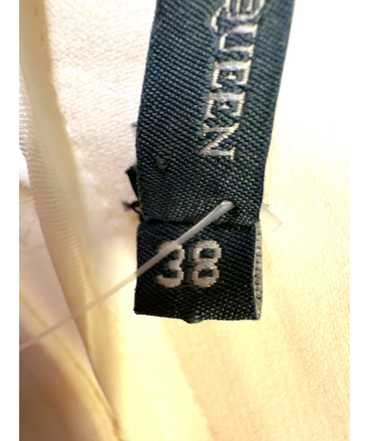 Alexander McQueen cream Colour, size UK 6 — care label