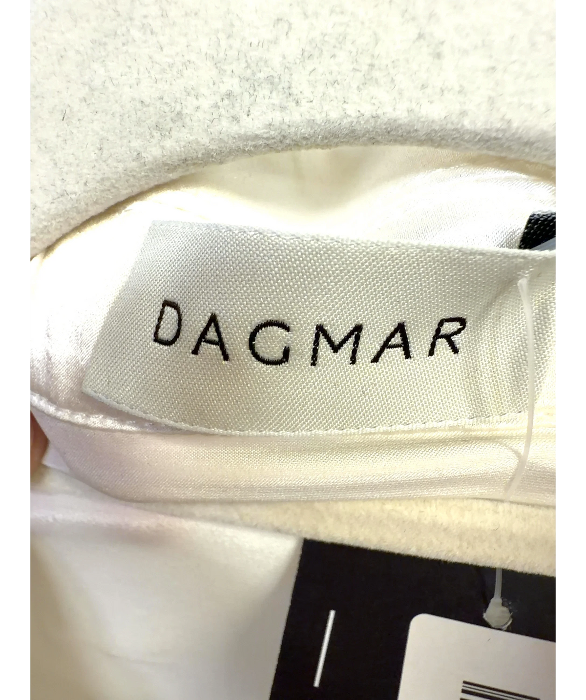 Dagmar White Db Silk Blazer Top, size UK M — detail