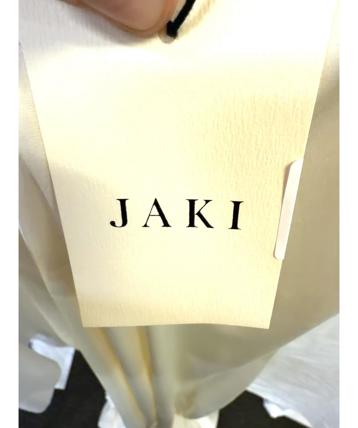 JAKI LONDON Cream Colour, size UK XL — detail