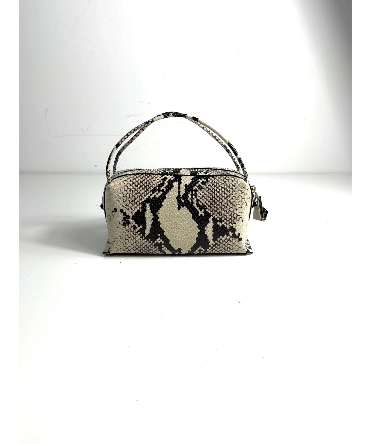 Verafied Beige Verified New York — care label