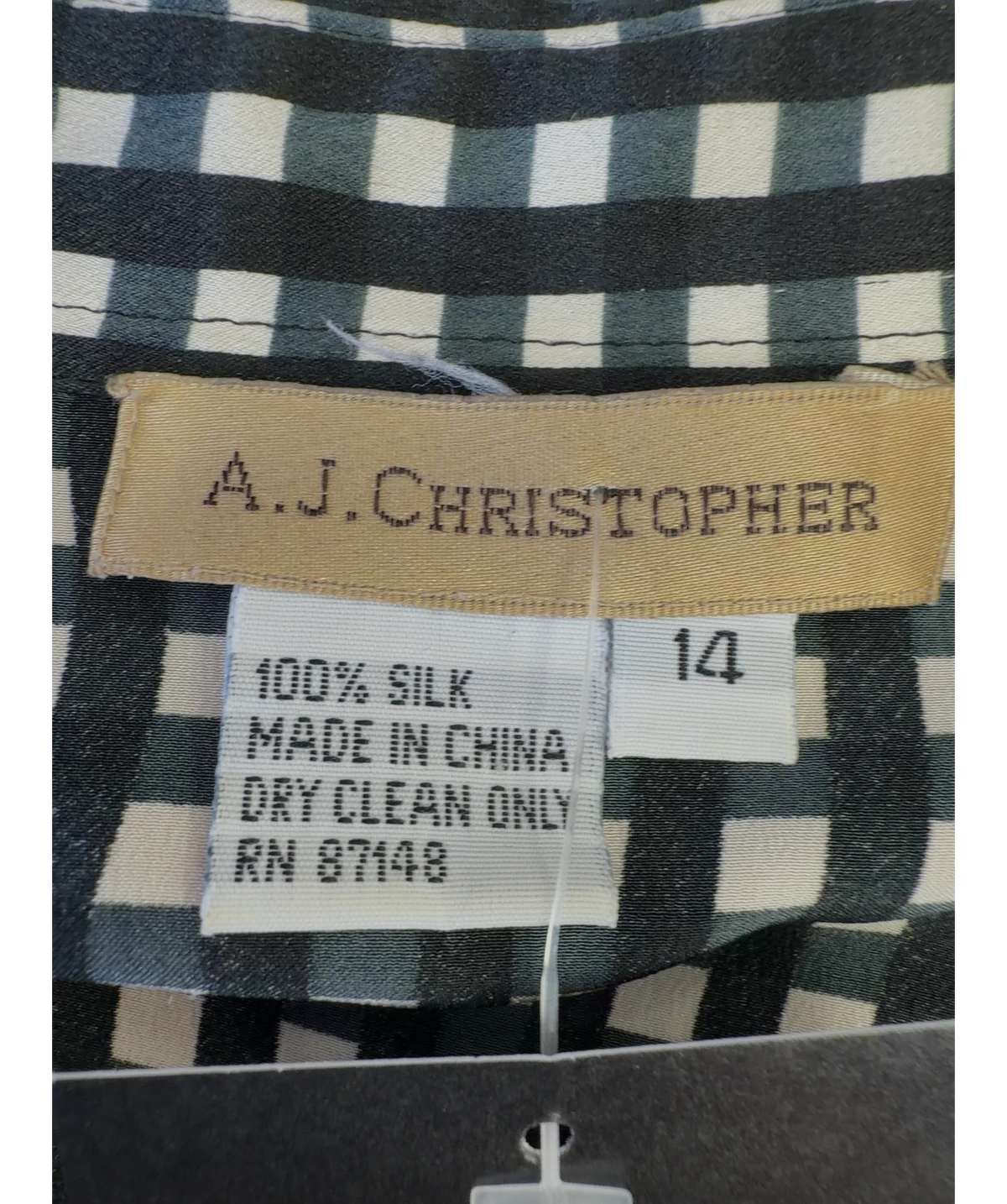 A.J. Christopher Green Colour, size UK 14 — label
