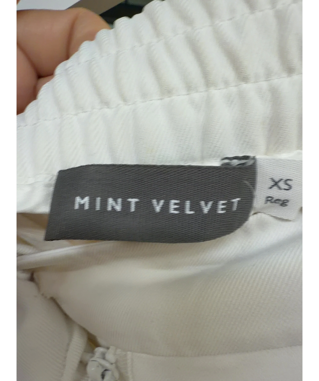 Mint Velvet White White Cropped Wide Leg Tailored Trousers, size UK XS — detail