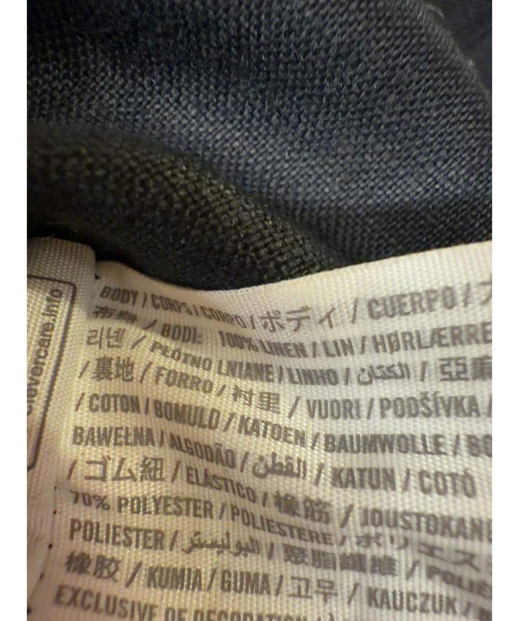ABERCROMBIE & FITCH Black Colour, size UK XS — label
