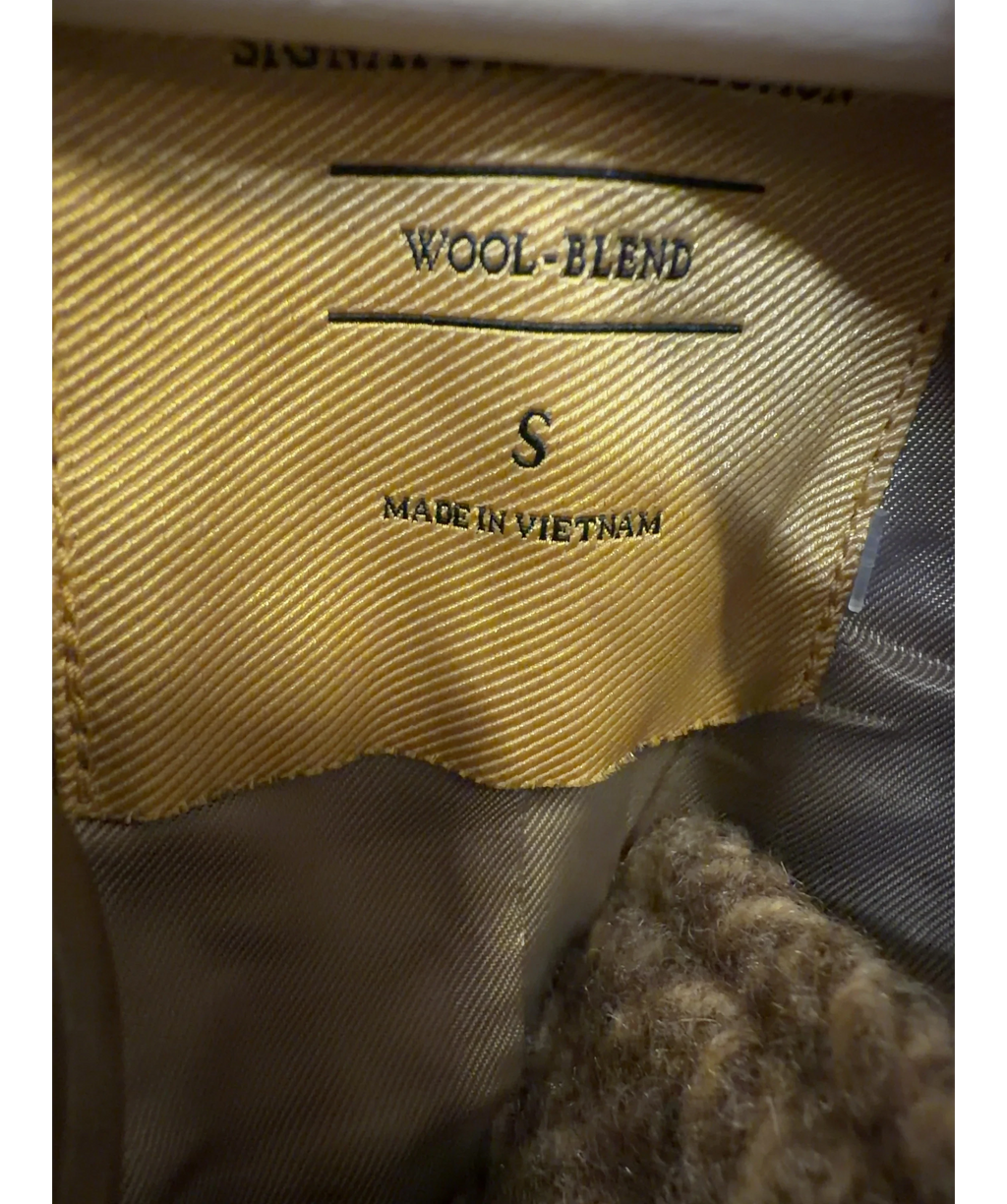 ABERCROMBIE & FITCH Beige Colour, size UK S — label