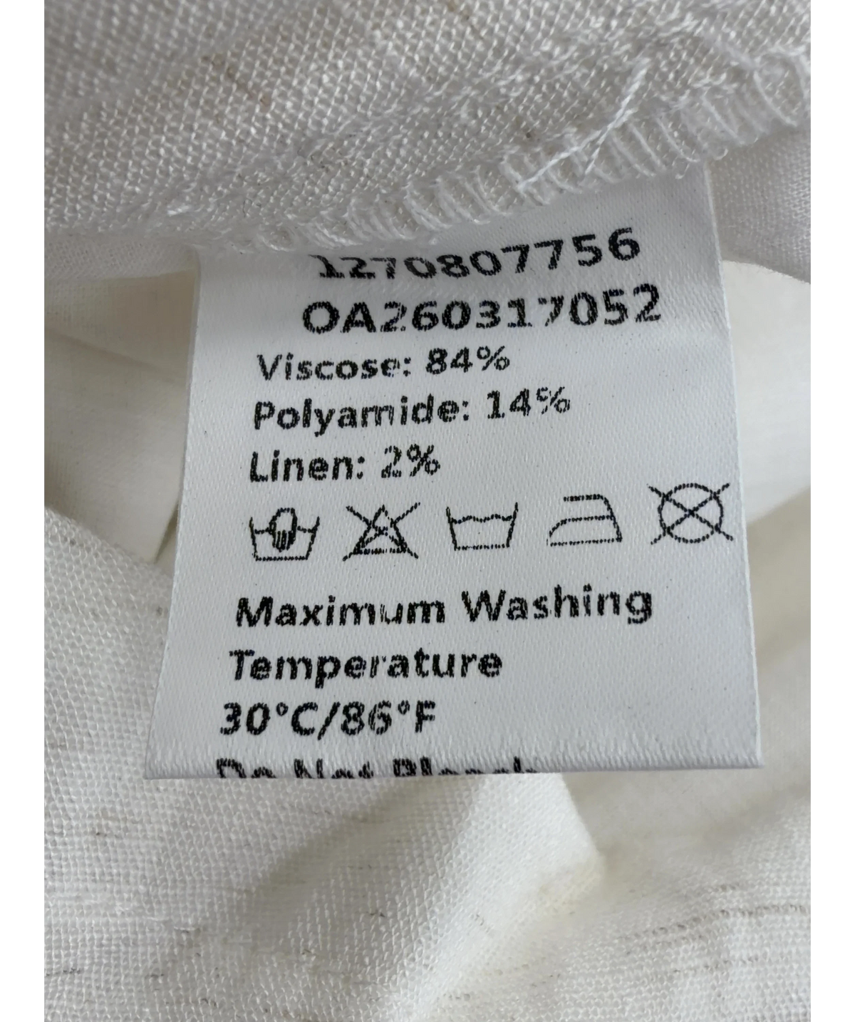 CMMENSE White Colour, size UK XS — label