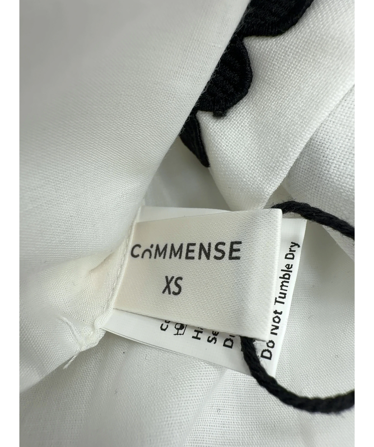 Commense White Contrast Scallop Crop Top & Shorts Set, size UK XS — care label