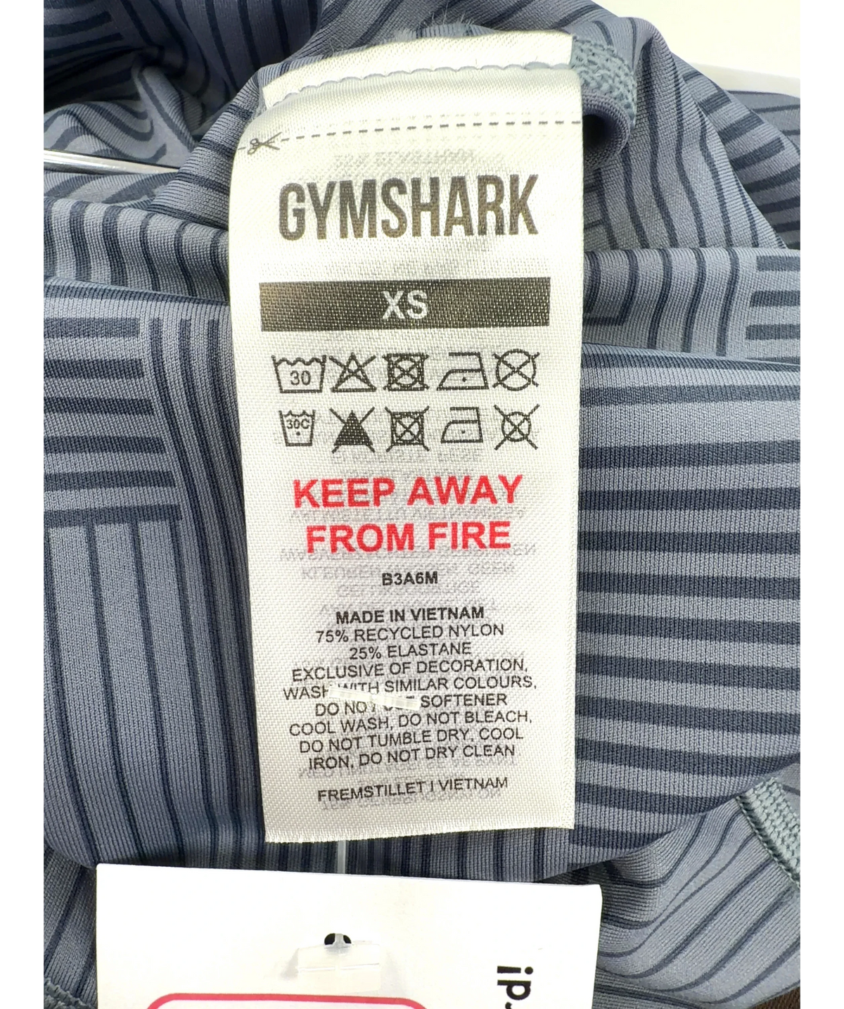 GYMSHARK Grey Elevate Leggings, size UK XS — detail
