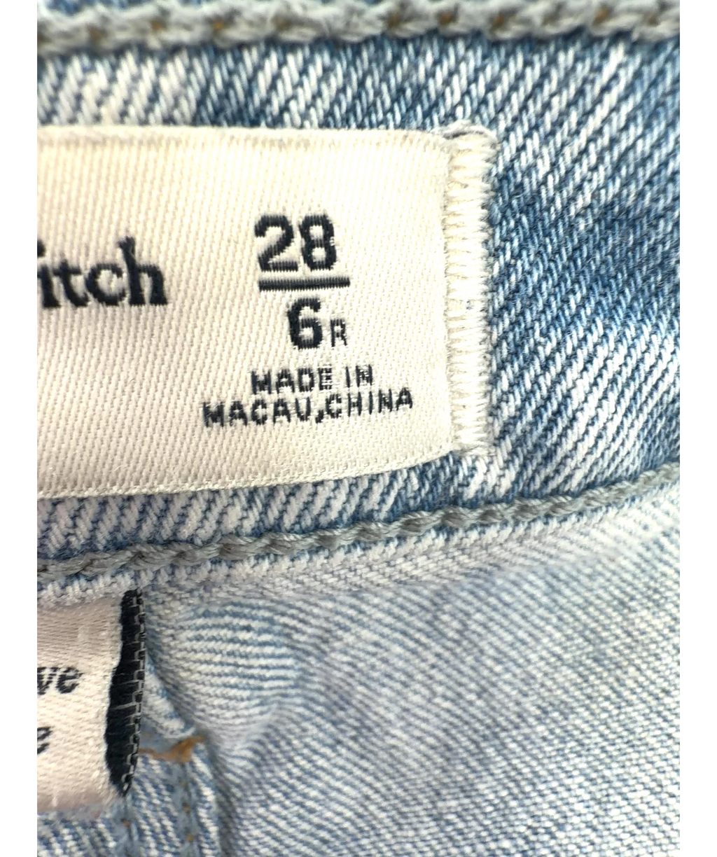 ABERCROMBIE & FITCH light blue Ultra High Rise Curve Love '90s Straight Crossover Jeans, size UK 8 — care label