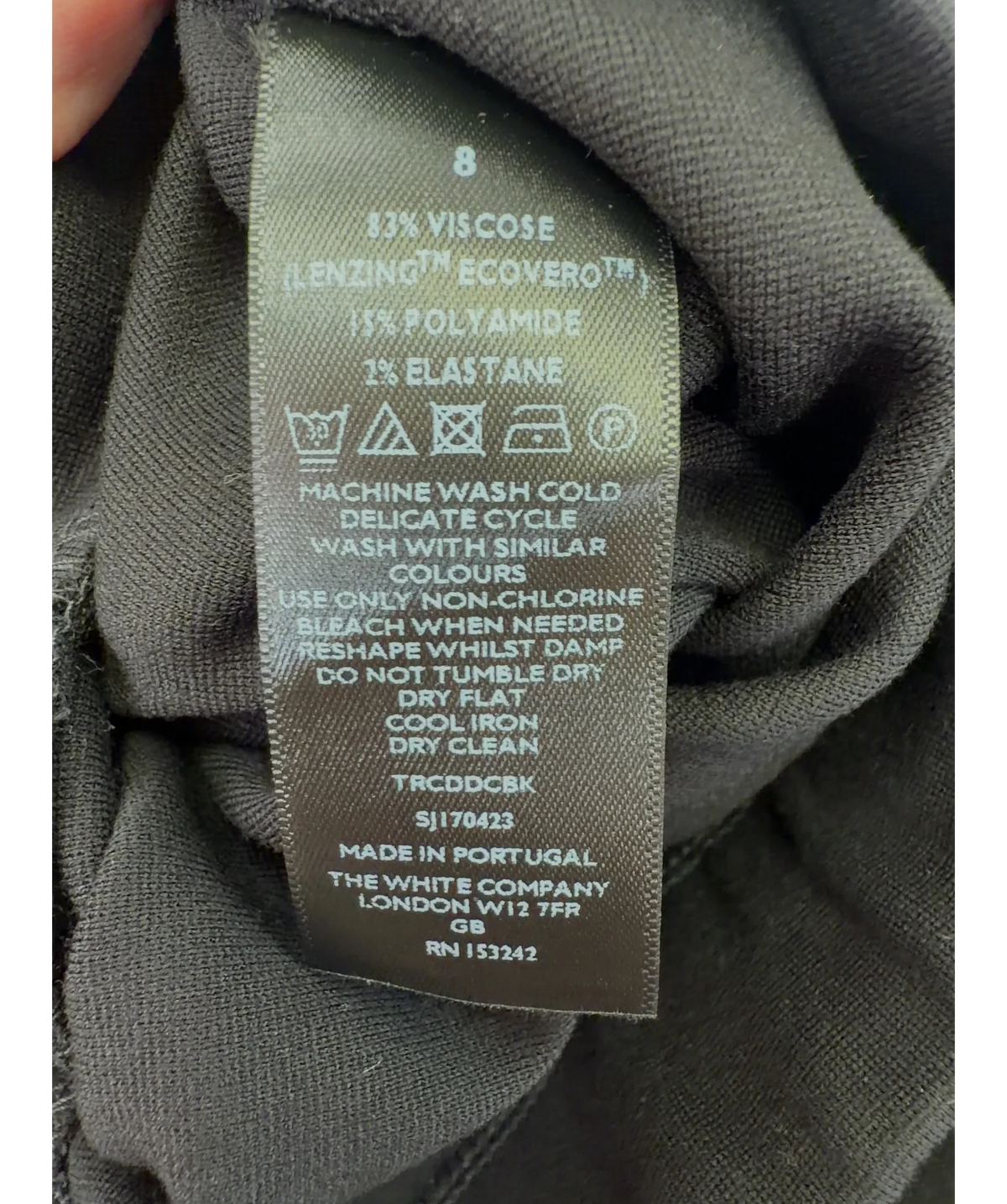 The White Company Black Colour, size UK 8 — label