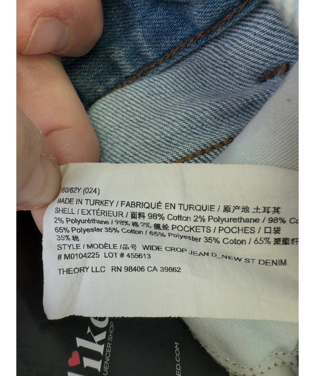 Theory Blue Wide Crop Jean, size W24 — label