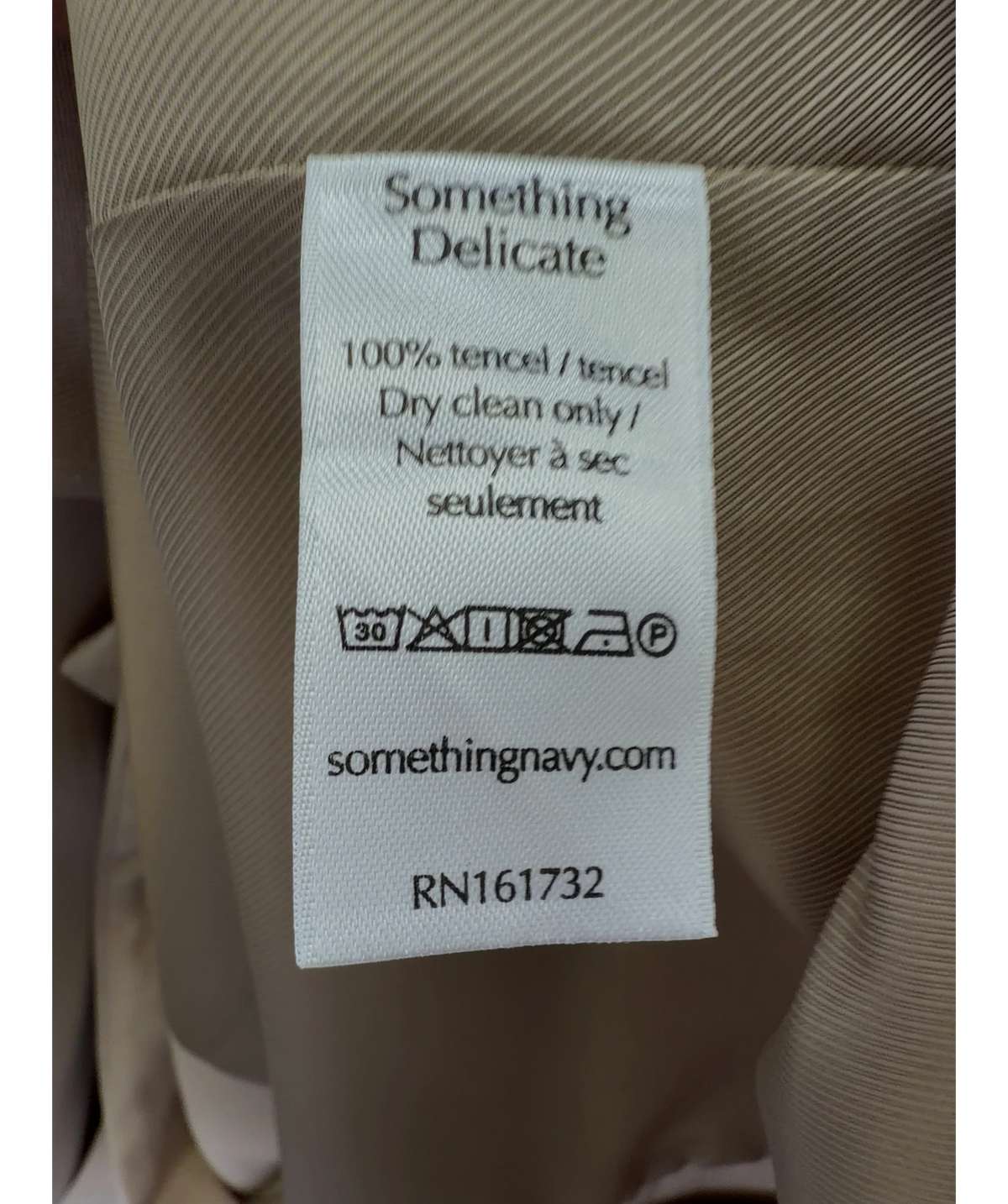 Something Navy Beige Something Delicate Blazer, size UK XXS — label