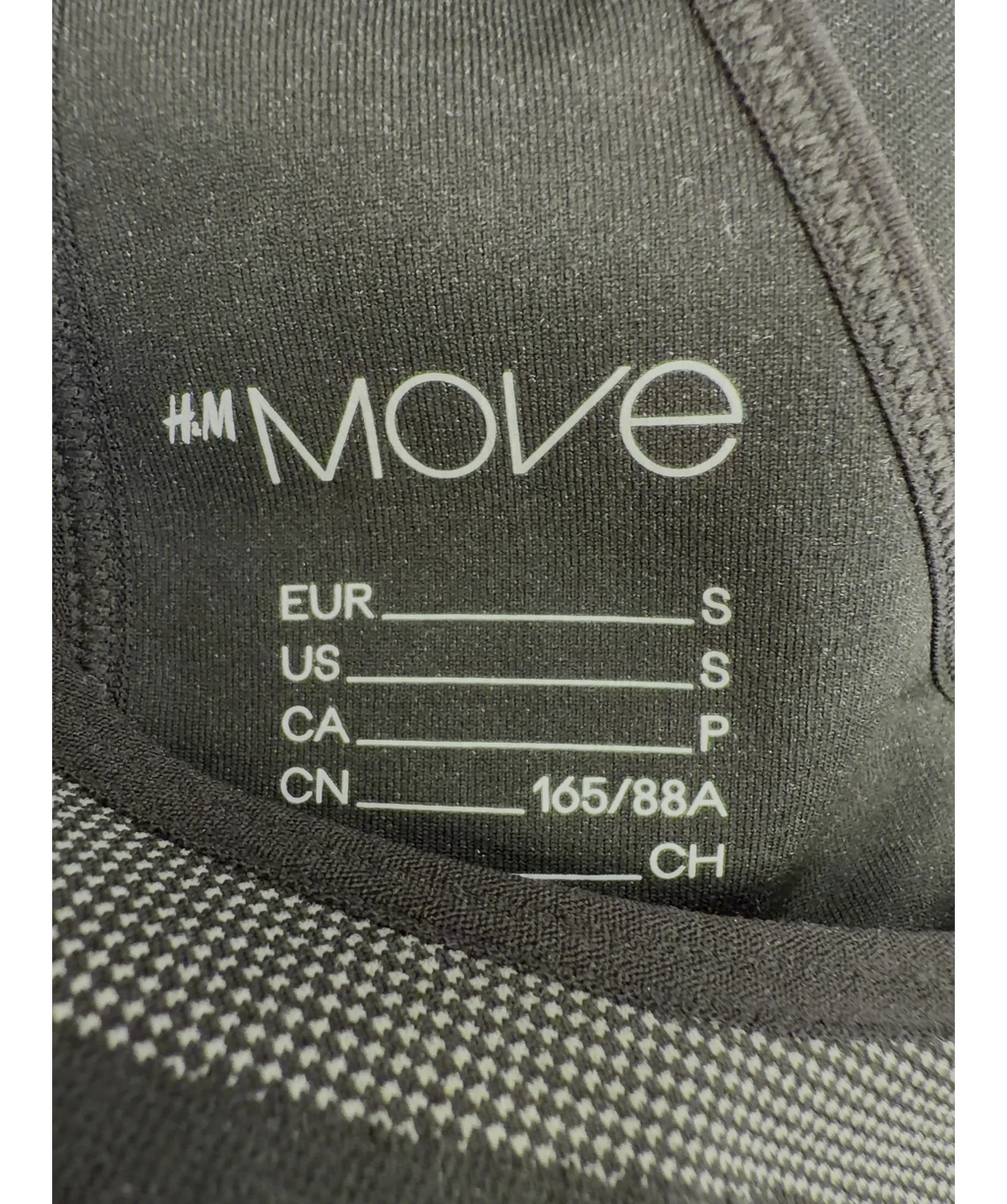 H&M MOVE Black Colour, size UK S — care label