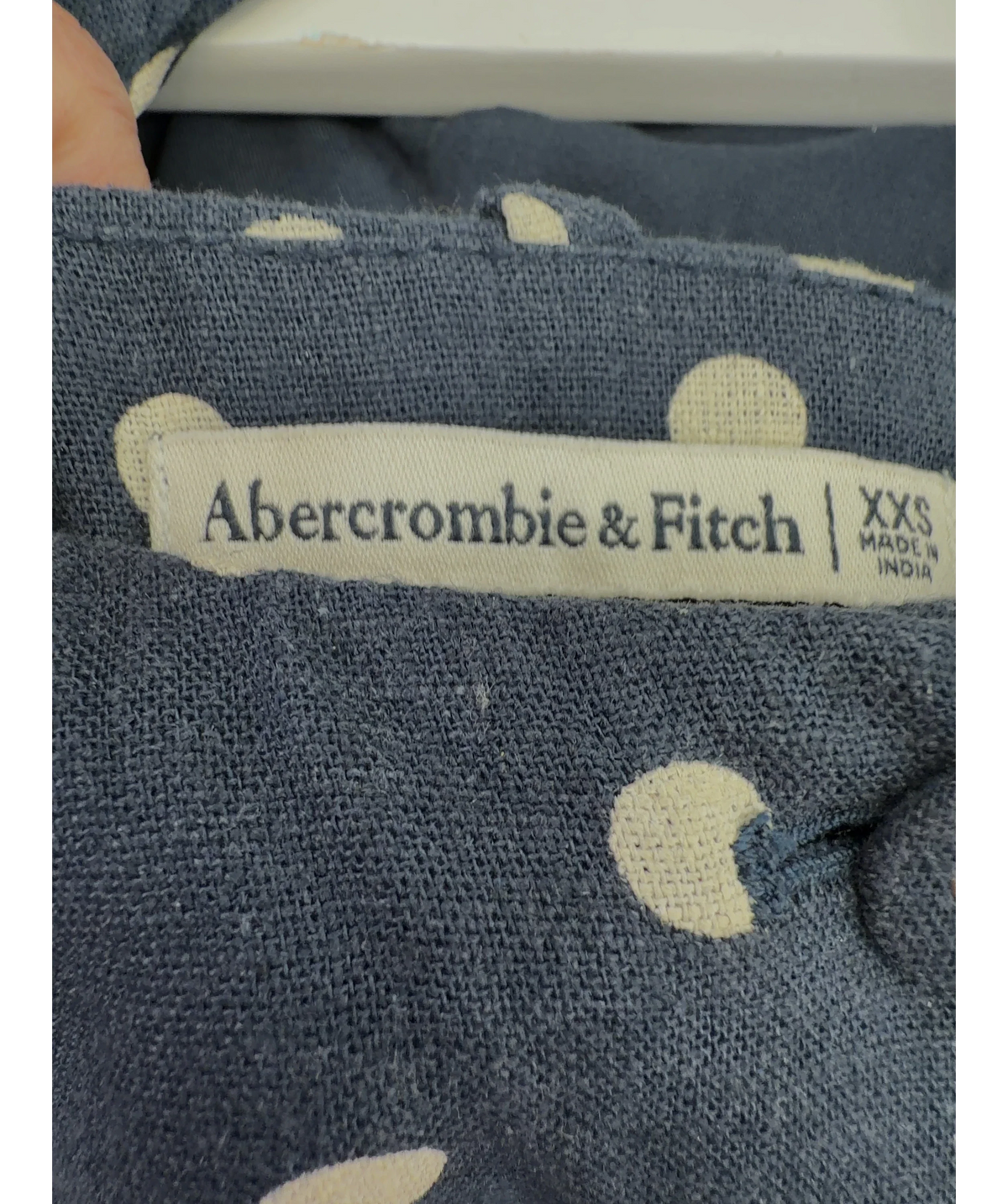 ABERCROMBIE & FITCH navy Colour, size UK XXS — detail