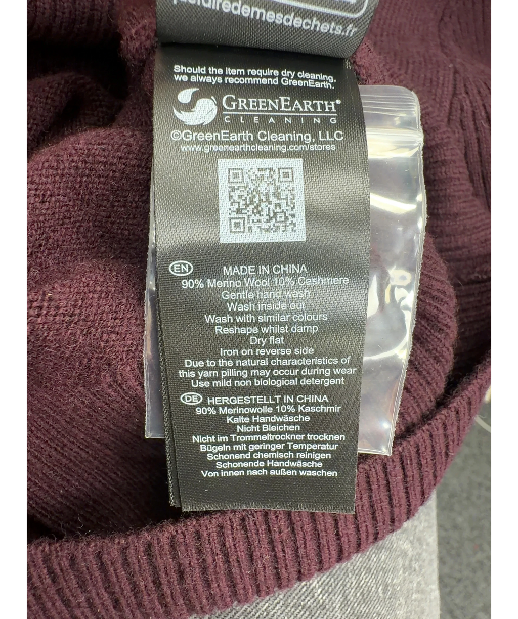 Hobbs burgundy The Amira Wool Cashmere Jumper, size UK M — label