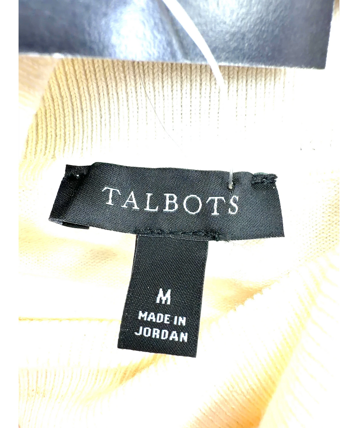 TALBOTS Cream turtleneck sweater, size UK M — detail
