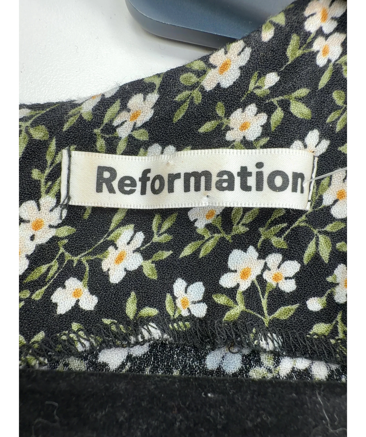 Reformation Black Colour, size UK 4 — detail