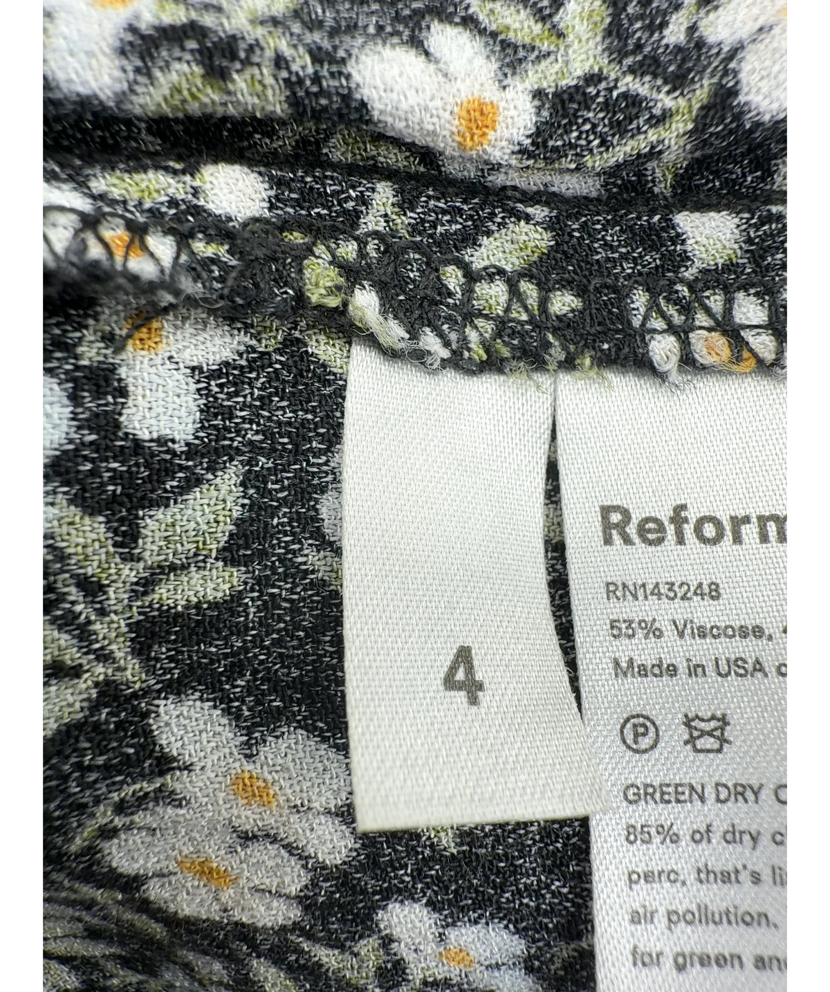 Reformation Black Colour, size UK 4 — care label