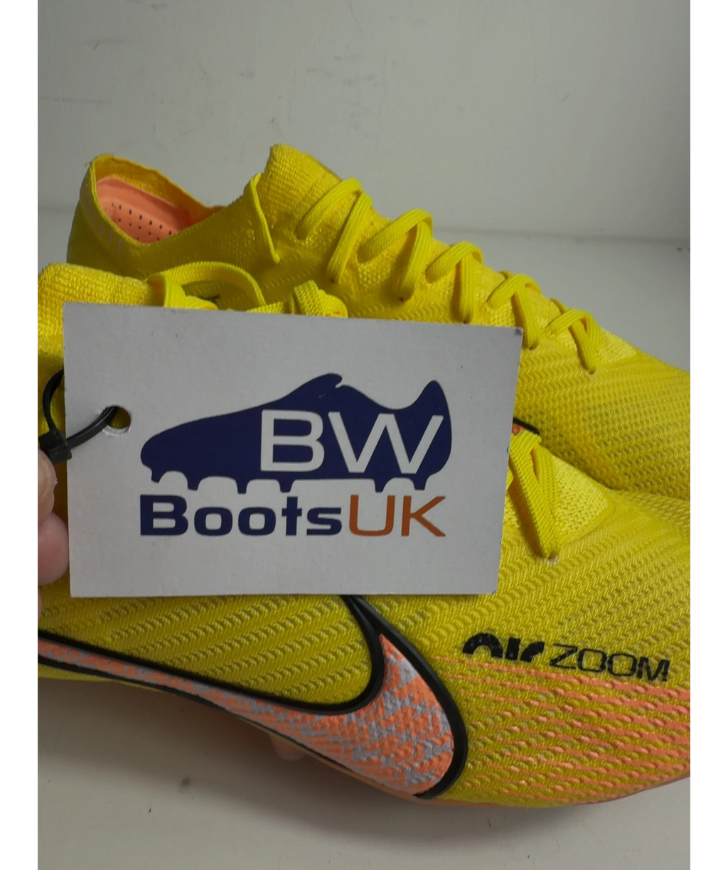 Nike Yellow Air Zoom Mercurial Vapor 15 Elite SG-Pro, size UK 10 EU 44 👞 — care label
